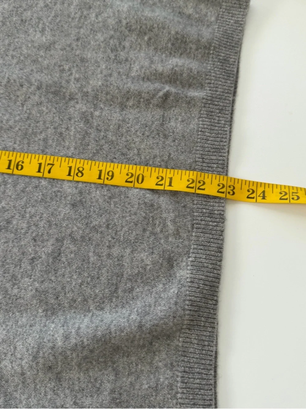 Sofia Cashmere Grey Turtleneck Sweater 100% Cashmere Size Medium. - Picture 12 of 12